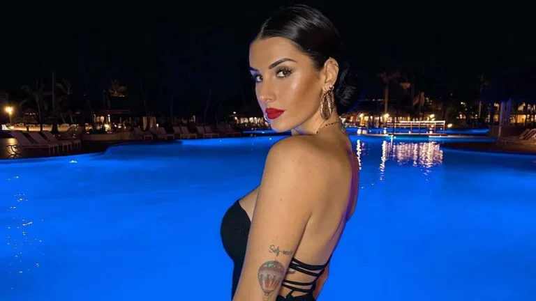 Италианска баскетболистка събра погледите в прилепнала по тялото рокля 00f86cd8 857c 4196 a585 e8b552abdd90