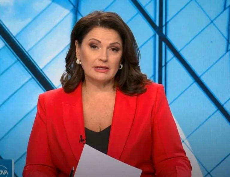 Защо тази тв водеща се появи с огромно деколте в новините 169762287590270.jpg