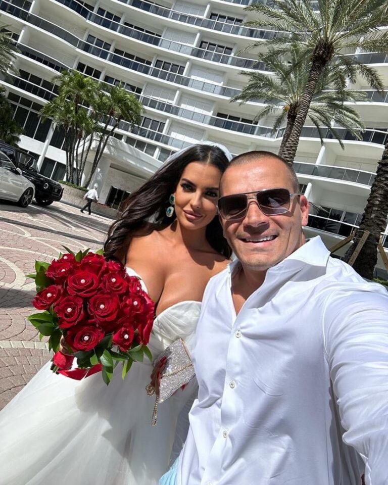 Как Солтарийски открадна жена си от Слави Трифонов c70128ae4266ec3e5c7dbf0b024af74e