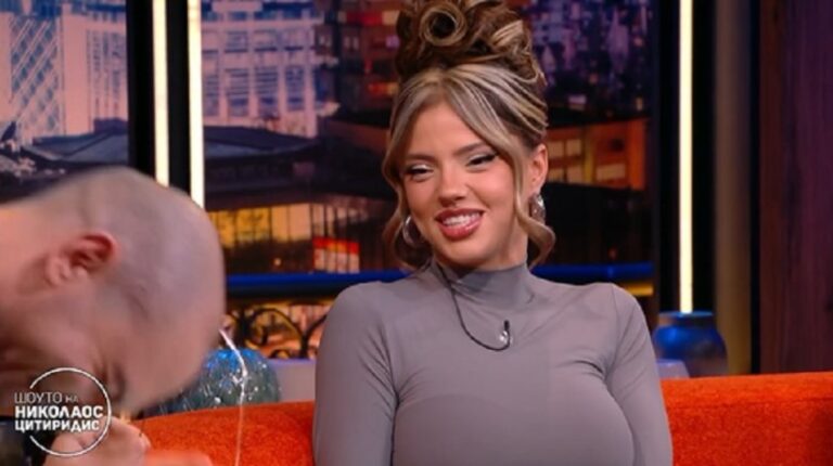 Цитиридис се изгаври с Дара в ефир fe16830e62a43987f8297fb1d13c25c1