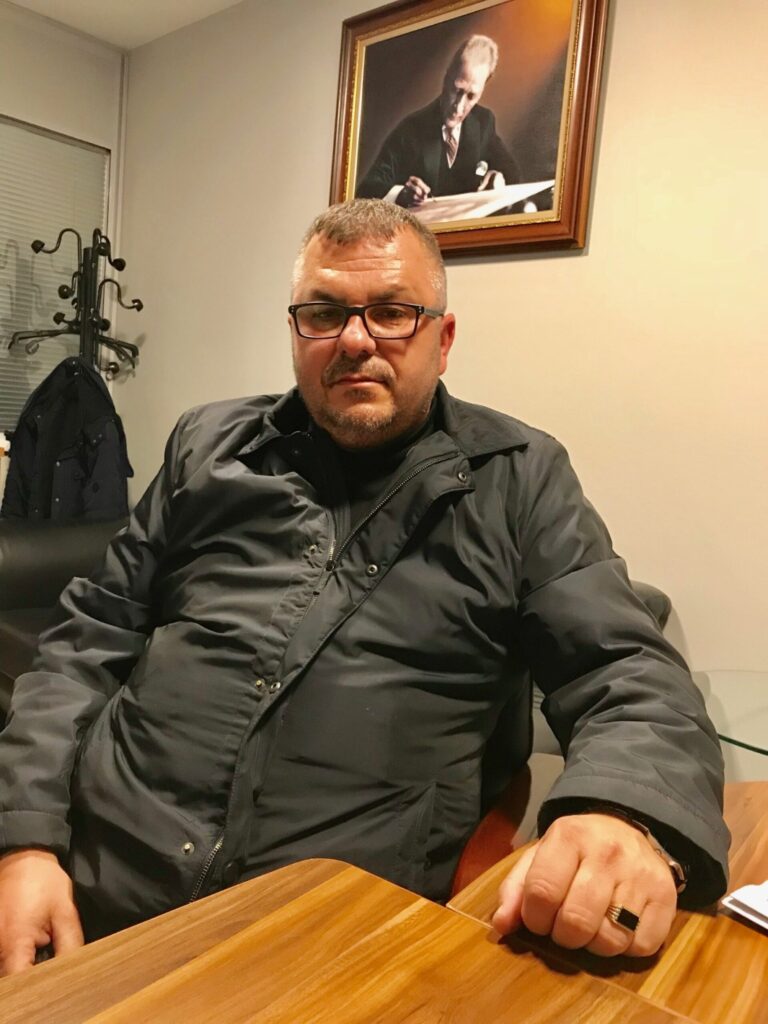 Стана ясно, че някои родни политици се опитват да избегнат миналото си в престъпната сфера, като прибягват до промяна на своите имена 1 Стана ясно, че някои родни политици се опитват да избегнат миналото си в престъпната сфера, като прибягват до промяна на своите имена