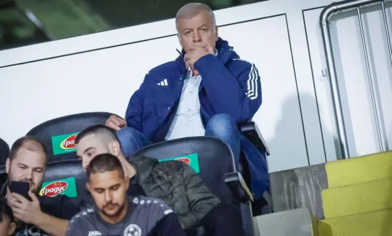 Собственикът на Левски Наско Сираков планира продажбата на няколко футболисти nasko244