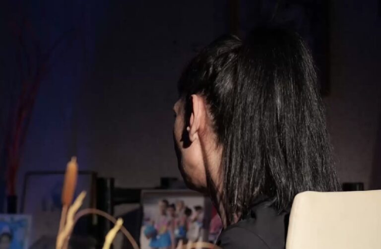 Жена е бита с тръба, рязана и провесвана през балкона img 2979