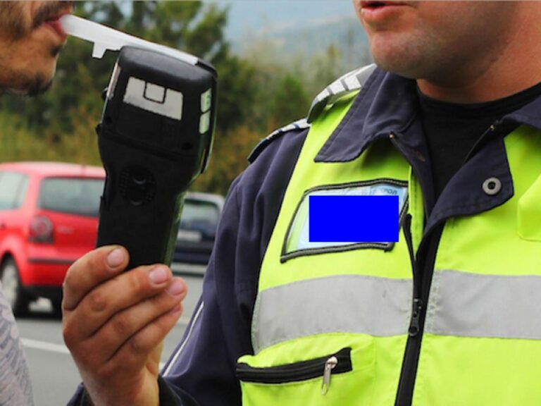 2025 01 06 12 30 25 3