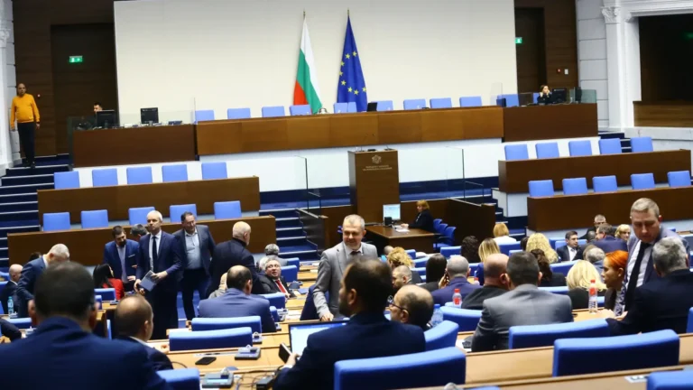 Парламентът удави скандала с Роби Уилямс: отказаха изслушване за подкупа в ДАИ! 1920x1080 18