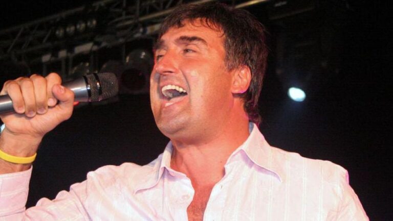 „Веселин Маринов се „троен“ на екрана: забрани снимките по концерти, фенове беснеят!“ f21e6f55 ab26 443a a60a 3e6894b9fbc4