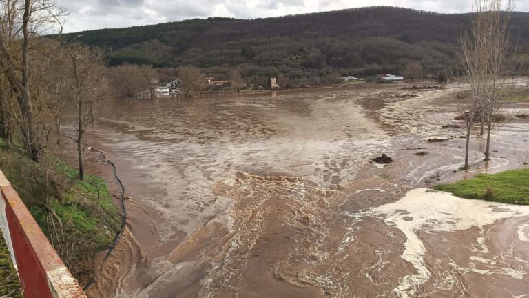 Язовир „Ивайловград“ прехвърля водите си, уведомени са съседните гръцки общини (СНИМКИ) 4e698ee6abe88f8b0df9fa77676ee10c 2540698 1920x1080.jpg