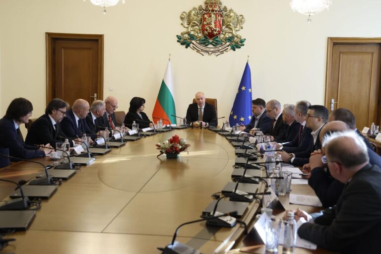 6cdcd45d00e88c2efe4854db9d55d153 12.jpeg 12