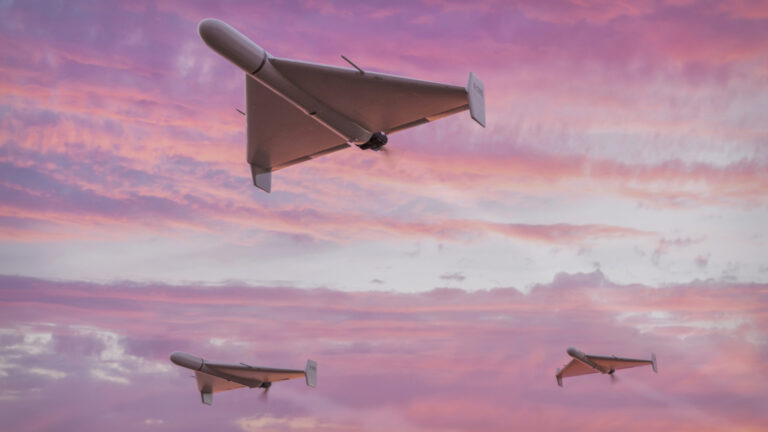 Атаката с дронове в Воронеж е насочена към руско военно летище, с регистрирани удари в жилищни райони (ВИДЕО) -