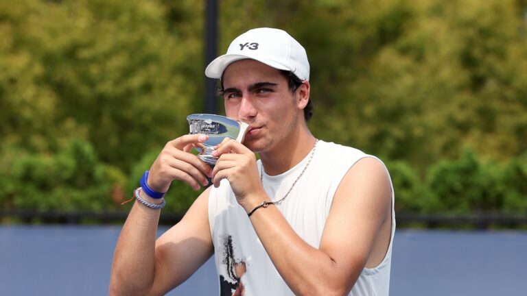 Тенисистът Иван Иванов е обявен за най-добрия млад атлет на България за 2025 година! d04cfbc05c406221895ed70981639718 2541316 1920x1080.jpg